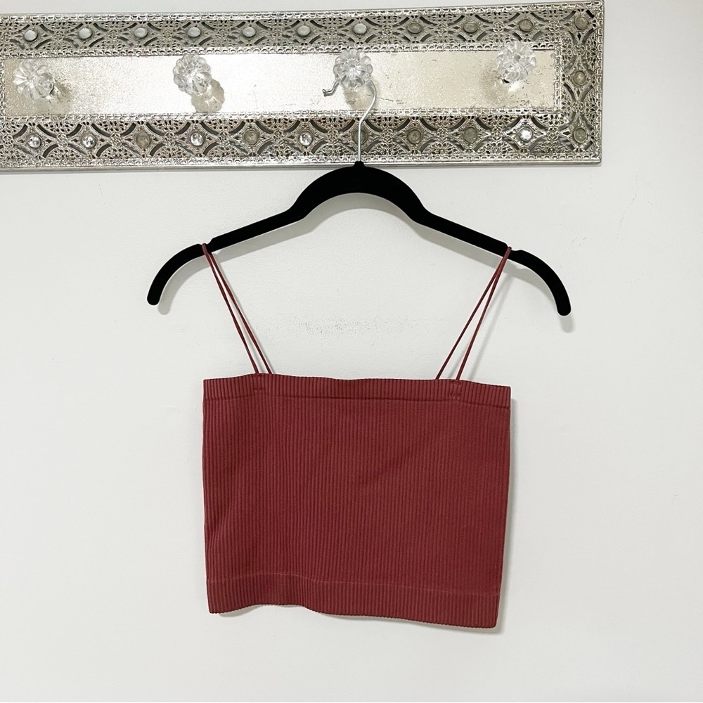 Francescas Red Ribbed Seamless Bra Top Crop Tank Medium